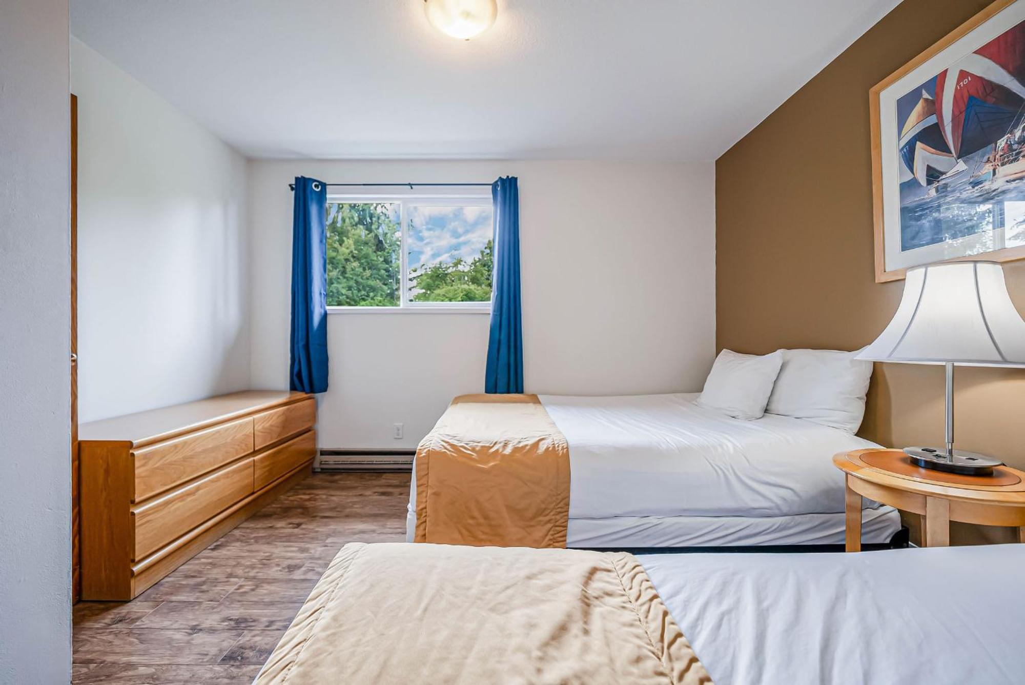 Bluebird Motel Нанаймо Экстерьер фото